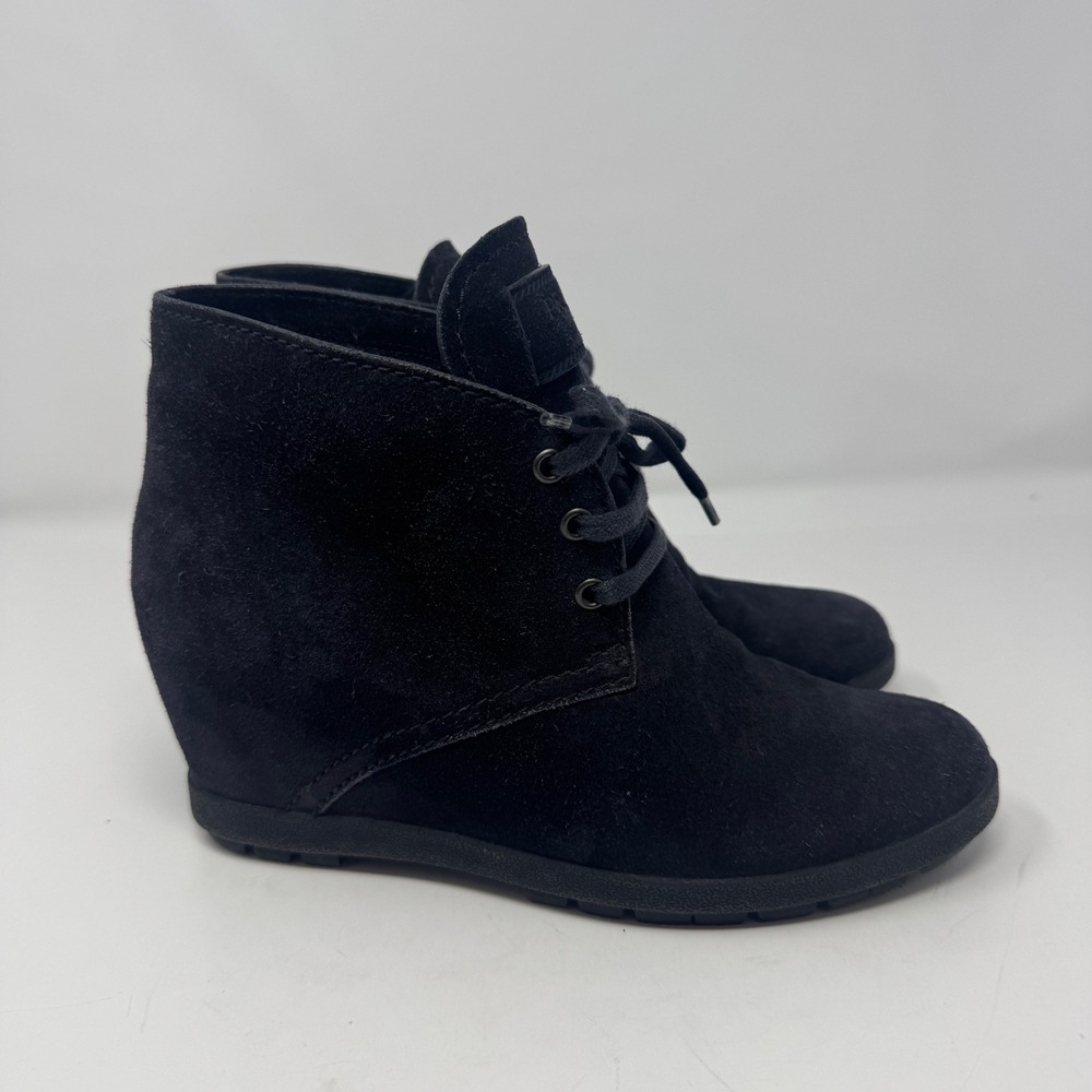 Prada Milano Black Suede Lace Up Wedge Ankle Boots 3TZ037 Size EU 37.5 US 7.5